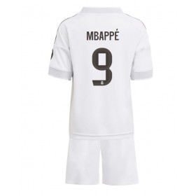 Baby Fußballbekleidung Real Madrid Kylian Mbappe #9 Heimtrikot 2025-26 Kurzarm (+ kurze hosen)